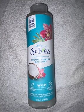 St. Ives Coconut Water & Orchid Hydrating Body Wash - Aqua